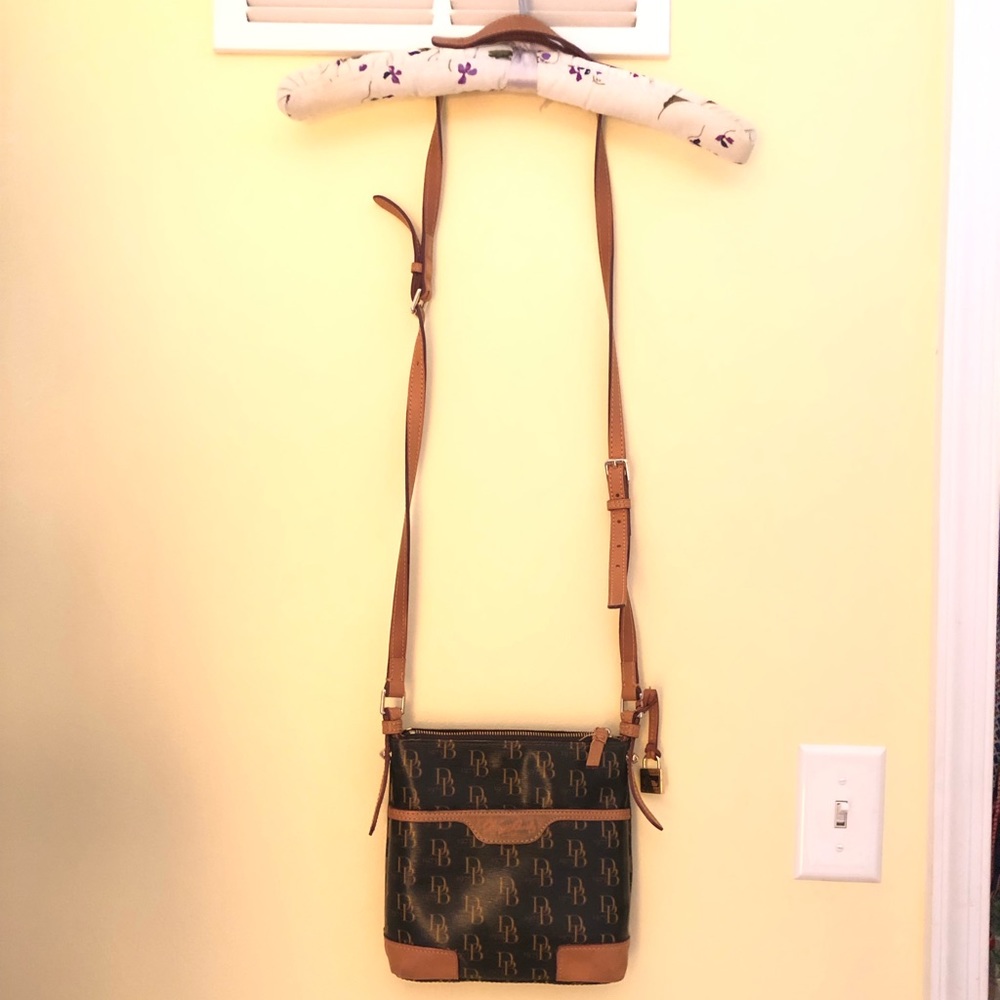 Dooney&Bourke crossbody